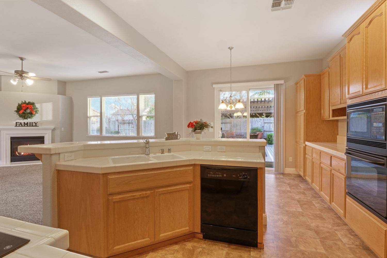 Galt, CA 95632,1082 Ranford CT