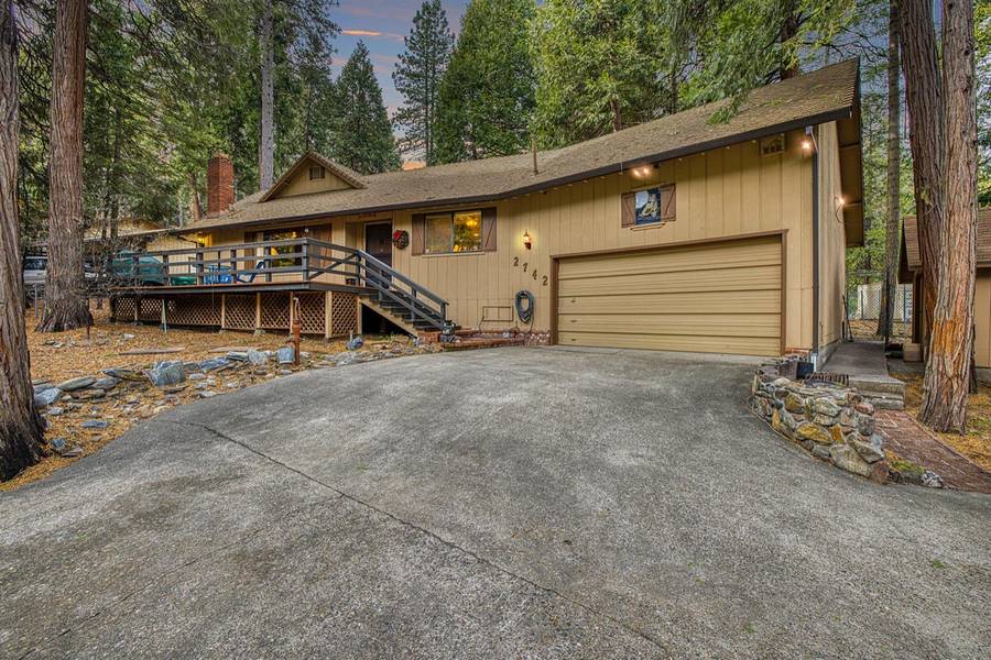 2742 Romer BLVD, Pollock Pines, CA 95726