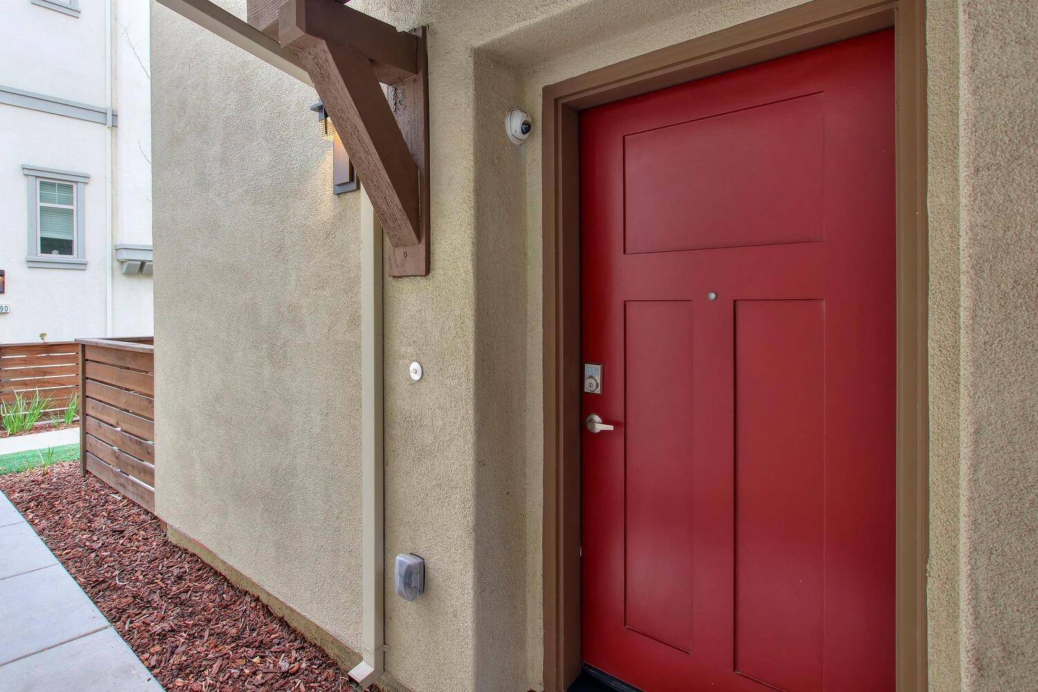 Sacramento, CA 95818,2674 Cleat LN