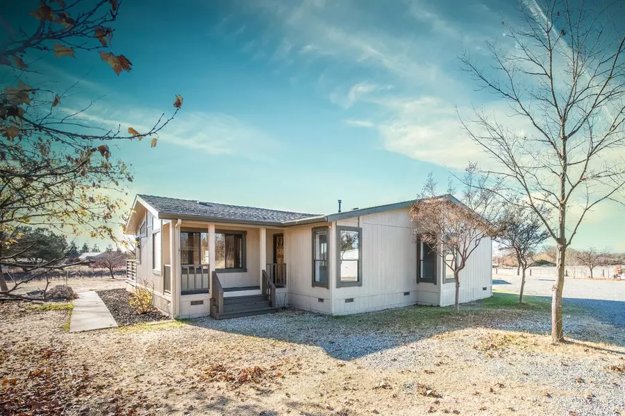 11611 Rising RD, Wilton, CA 95693