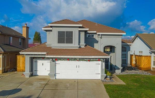 385 farmington CIR, Roseville, CA 95678