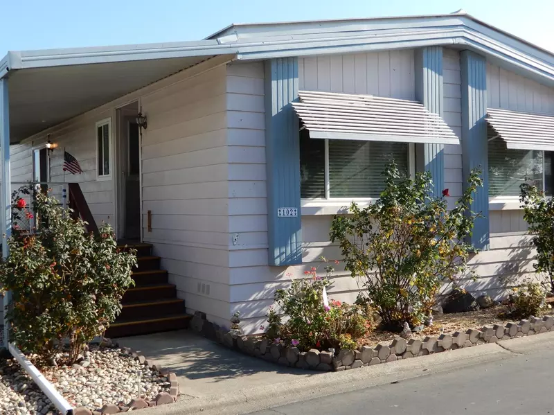 102 Dahlia, Sacramento, CA 95828