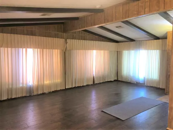 Modesto, CA 95351,308 Oak ST