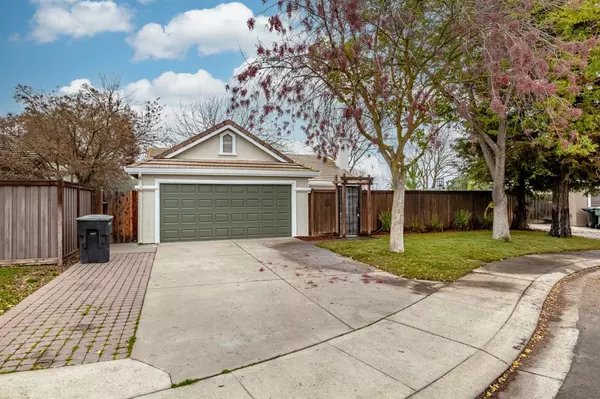 Modesto, CA 95357,200 Gelf LN