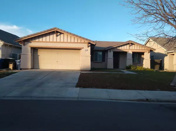 1221 Swan DR, Patterson, CA 95363