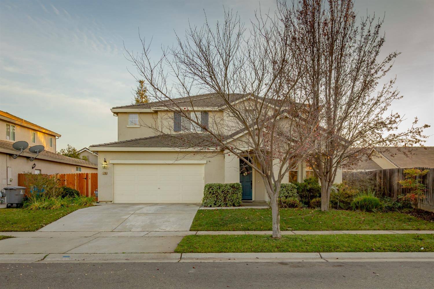 1798 Waterfall DR, Marysville, CA 95901
