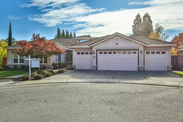 4800 Hangar CT, Fair Oaks, CA 95628