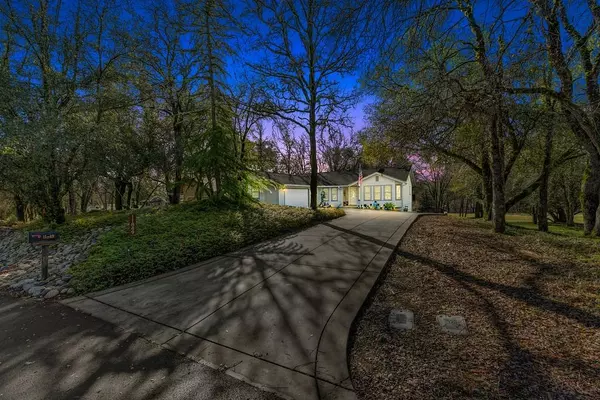 11849 Torrey Pines, Auburn, CA 95602