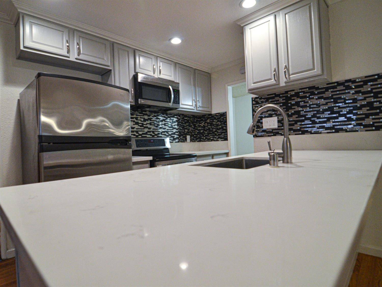 Sacramento, CA 95841,5537 White Fir WAY