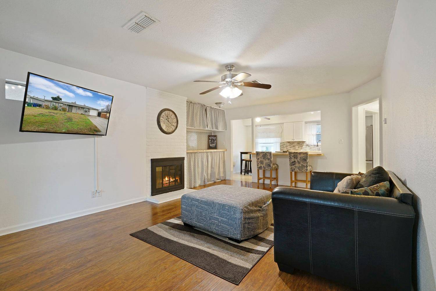 3412 Wellington DR, Sacramento, CA 95864