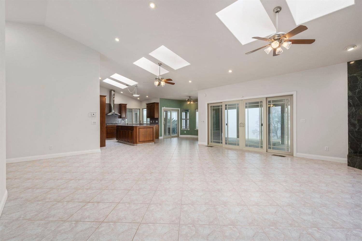 Valley Springs, CA 95252,9004 CLIFF COURT