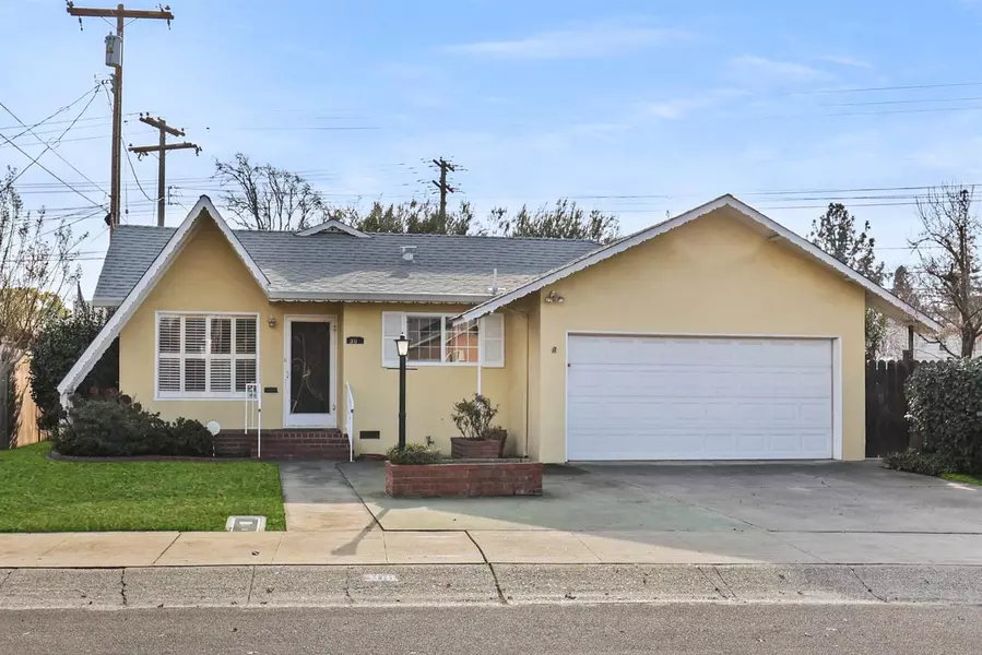 308 1st ST, Lodi, CA 95240