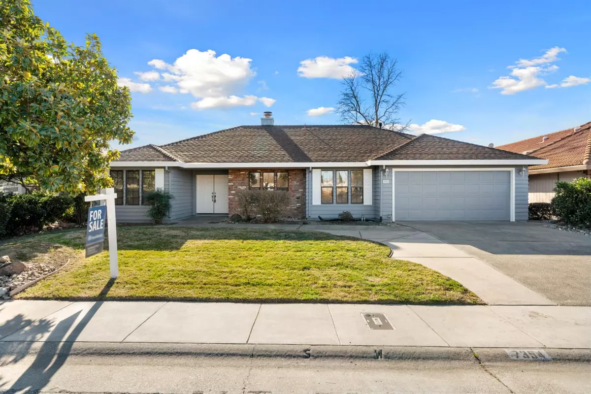 Sacramento, CA 95831,7354 Gloria DR