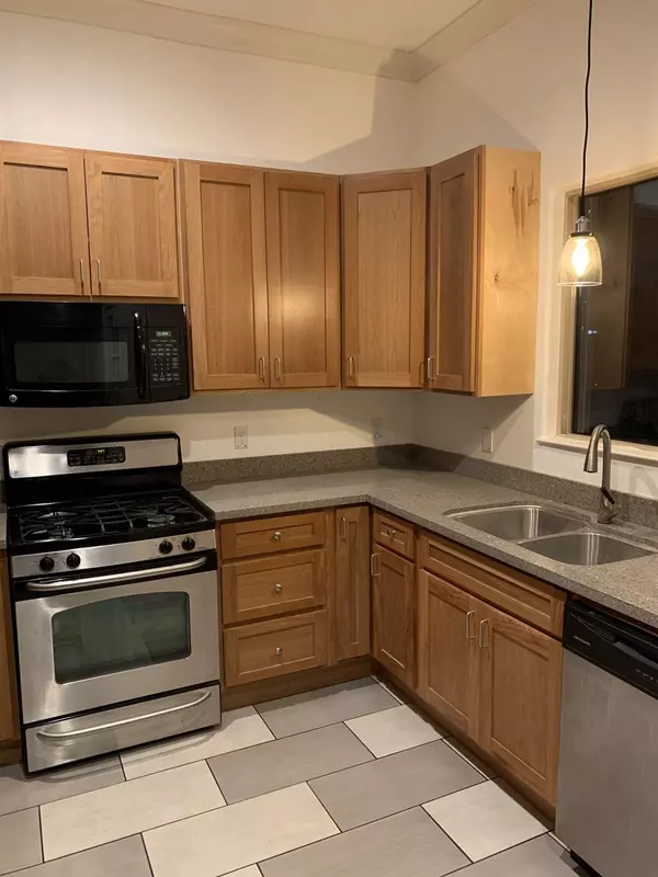 Salinas, CA 93901,54 Villa ST