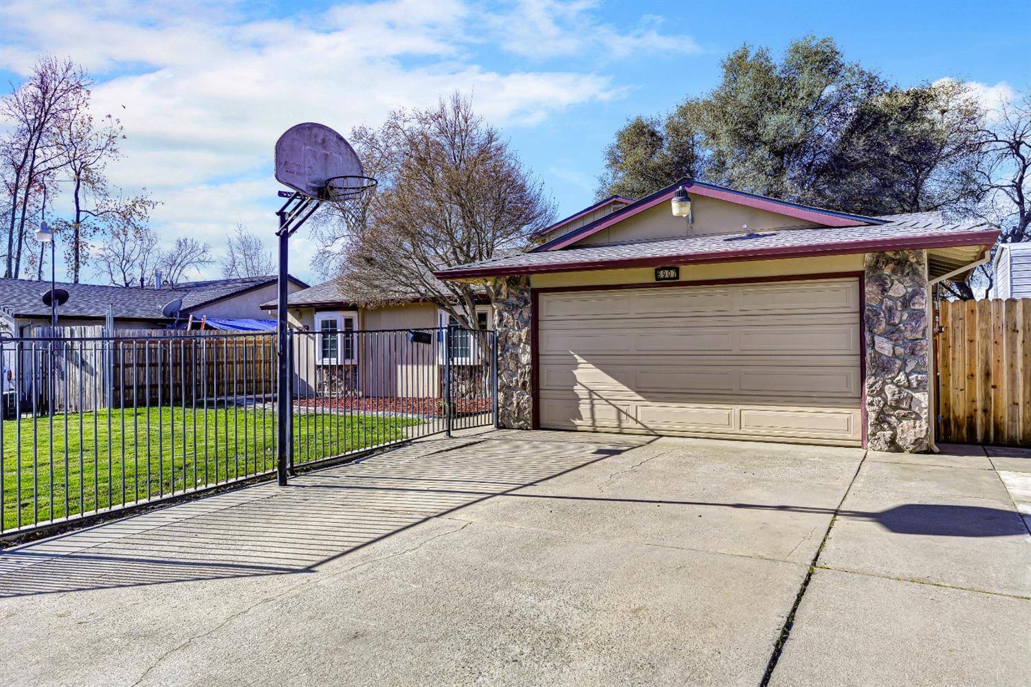 Orangevale, CA 95662,6907 Cross DR