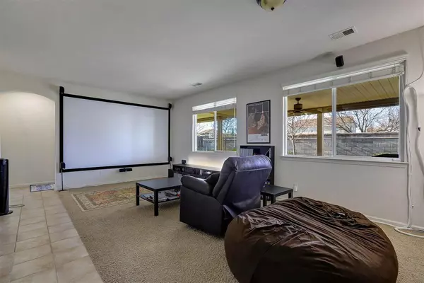 Linda, CA 95901,1936 Sand Dollar DR