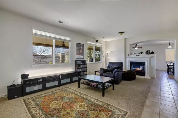 Linda, CA 95901,1936 Sand Dollar DR