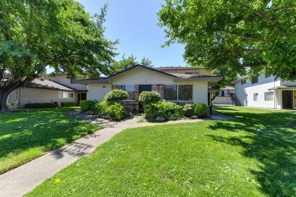 9516 Emerald Park DR #1, Elk Grove, CA 95624