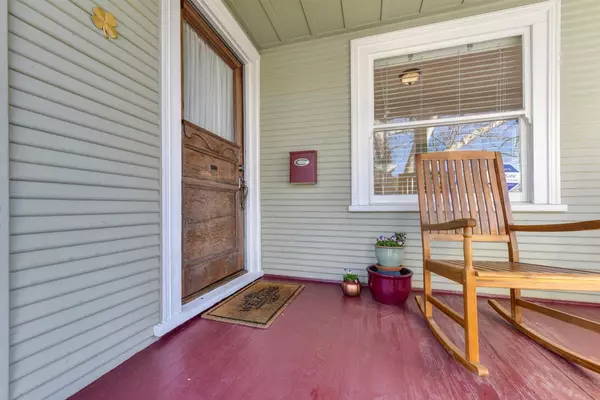 Sacramento, CA 95818,2872 Marshall WAY