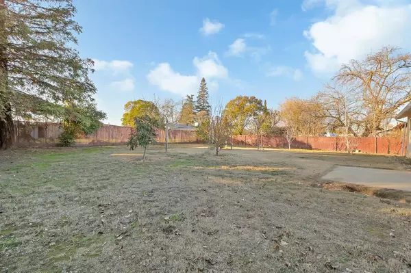Olivehurst, CA 95961,4378 Fleming WAY