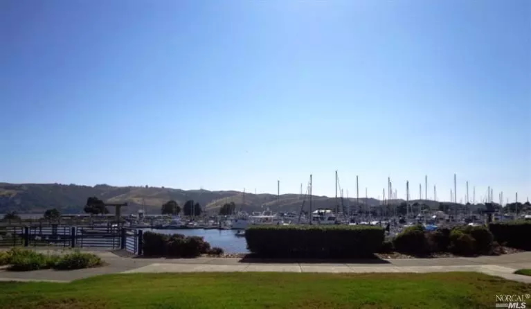 Benicia, CA 94510,424 E E ST