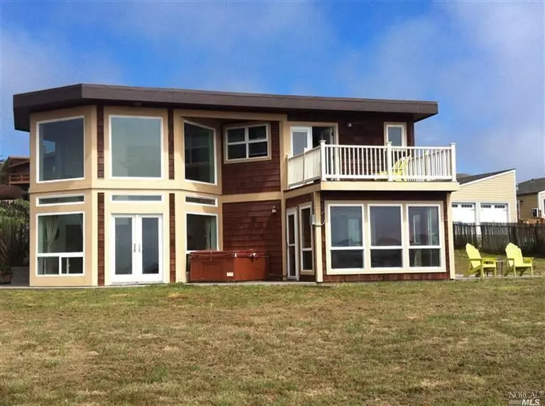 5373 La Dia CT, Bodega Bay, CA 94923