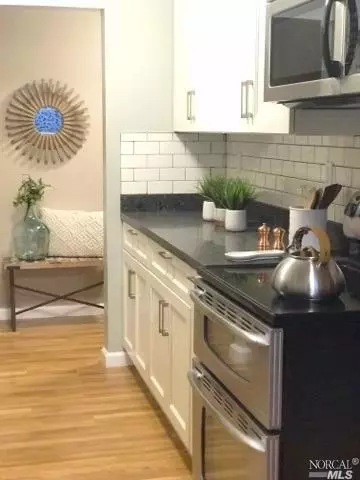 Albany, CA 94706,415 Cornell AVE #103