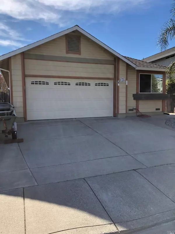 1235 Cinnabar WAY, Vacaville, CA 95687