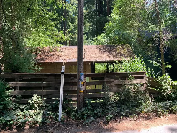 Guerneville, CA 95446,14250 Lovers LN