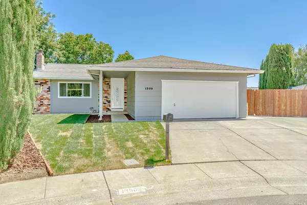 1350 Fairbanks CT, Dixon, CA 95620