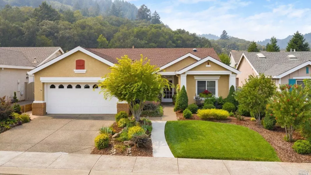 217 Albany ST, Cloverdale, CA 95425