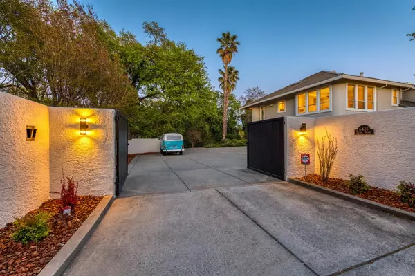 Carmichael, CA 95608,6428 Sutter AVE