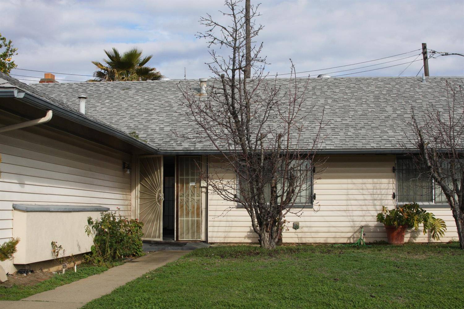 7217 Palmer House DR, Sacramento, CA 95828