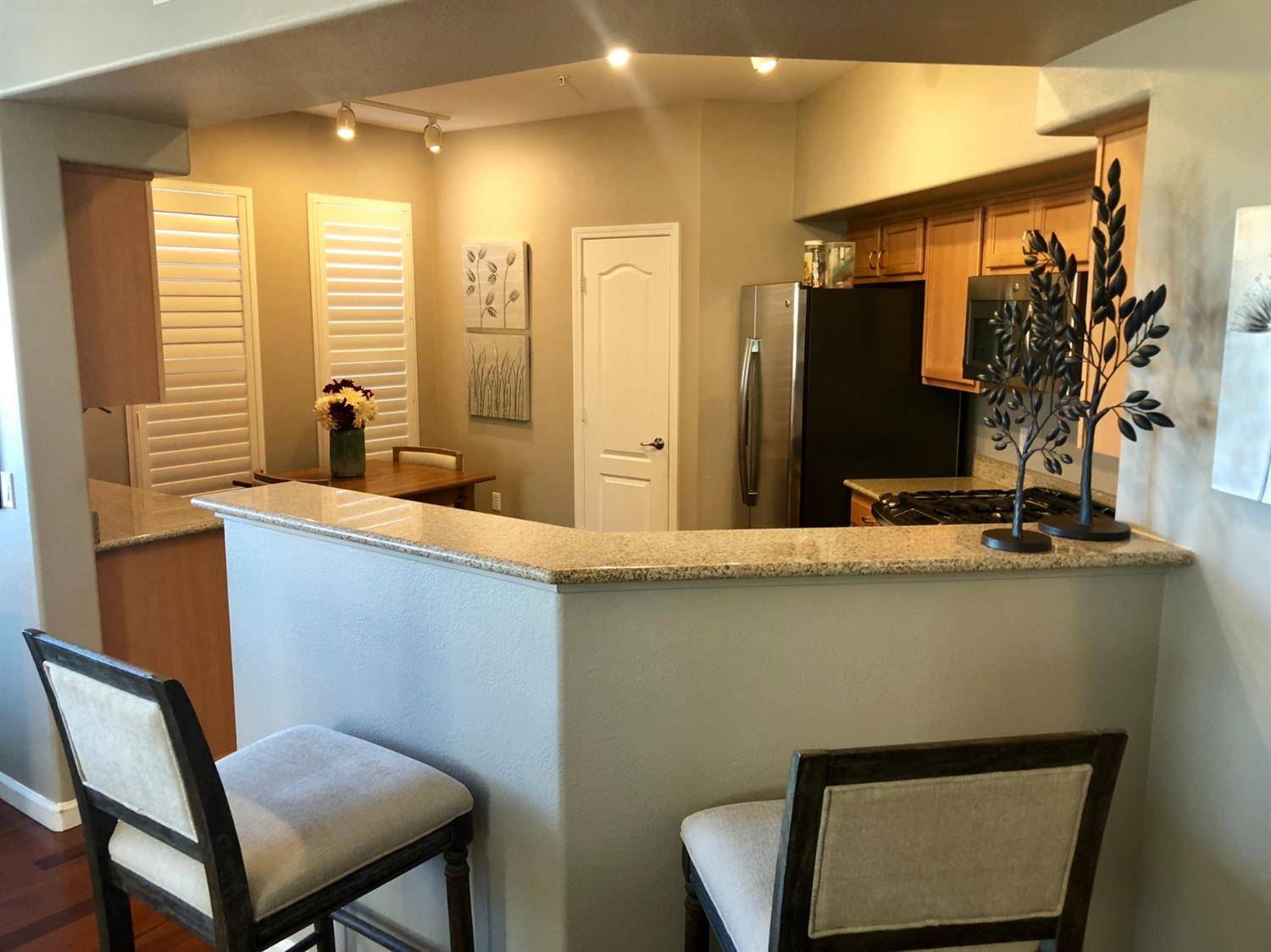 Elk Grove, CA 95757,5488 Tares CIR #5488