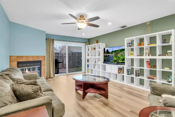 10479 El Mercado DR, Rancho Cordova, CA 95670