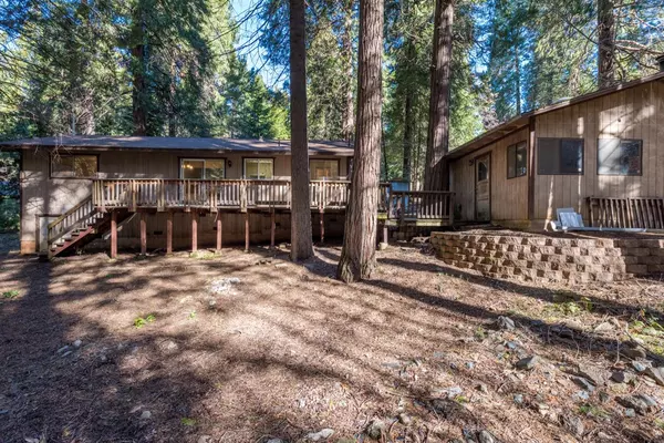 Pollock Pines, CA 95726,2940 SHADOW LN