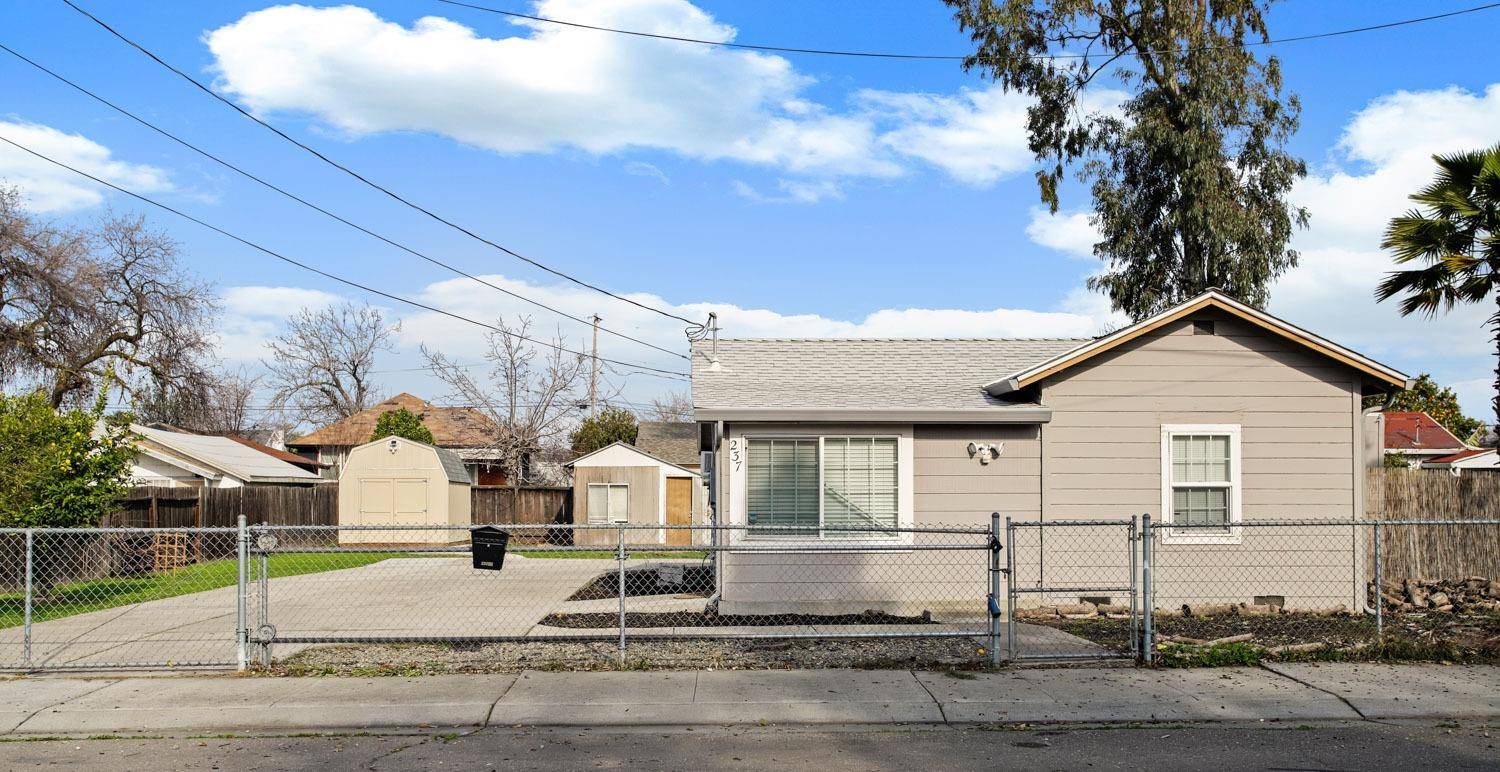 237 E Stadium DR, Stockton, CA 95204