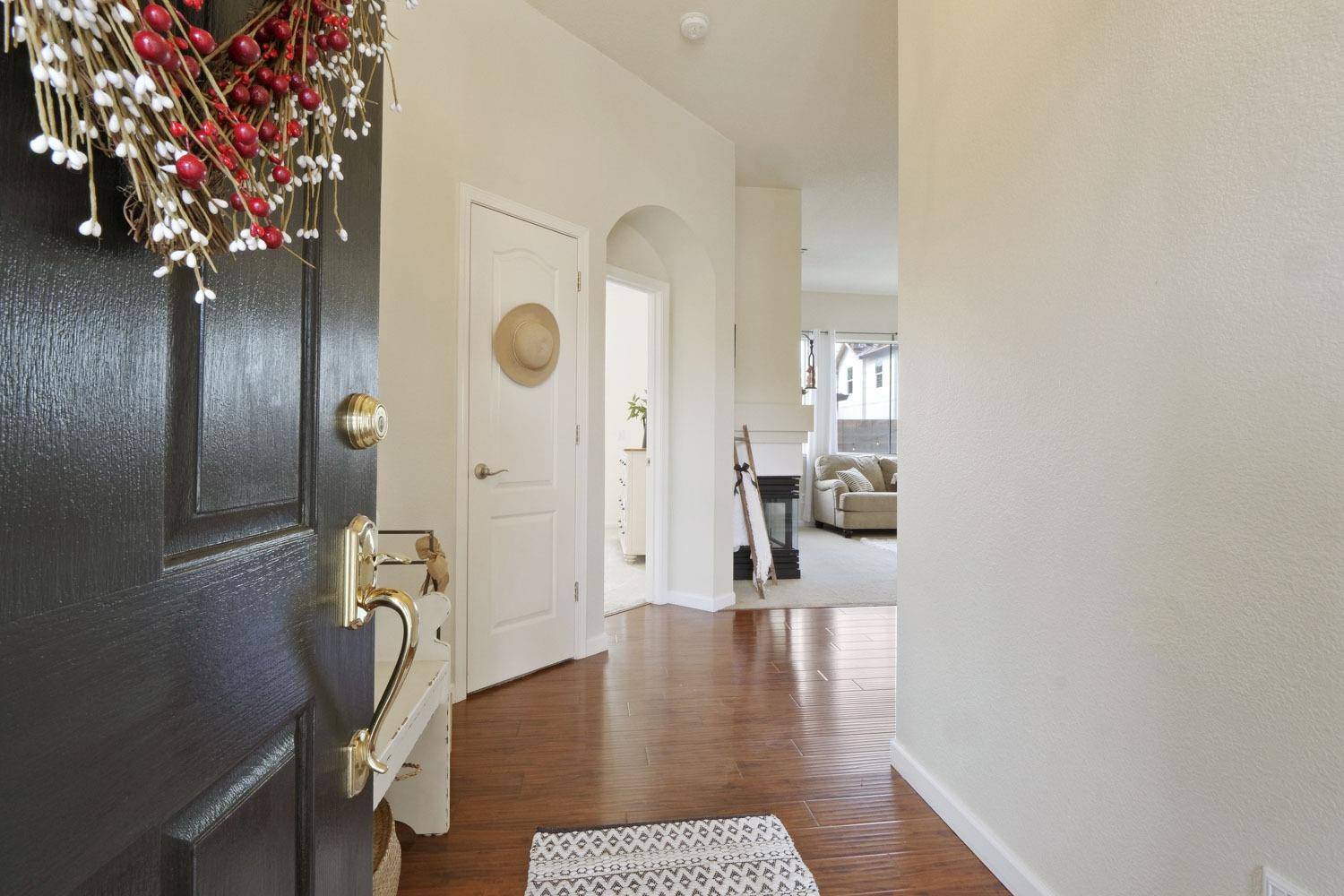 Galt, CA 95632,990 Blackwell WAY