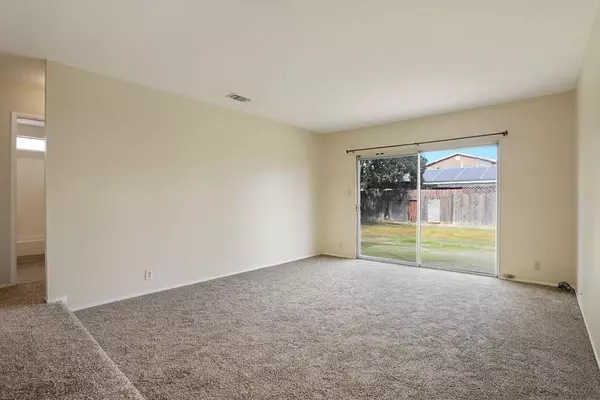 Manteca, CA 95336,447 Verda CT