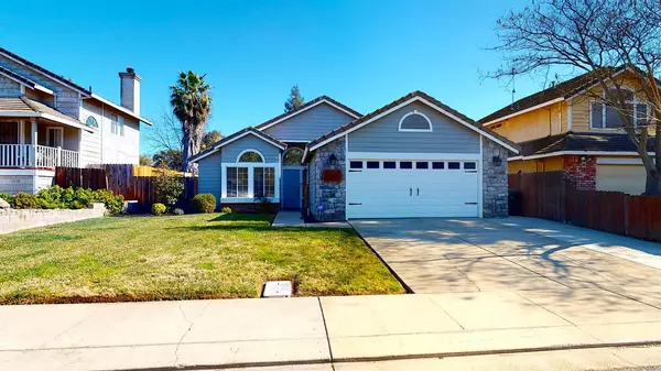 6066 Creek Bend DR, Riverbank, CA 95367