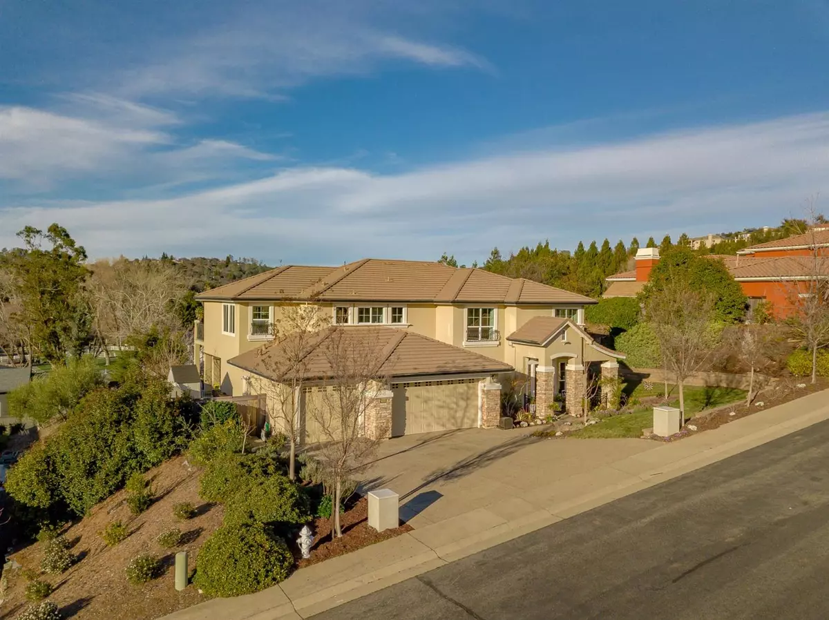 El Dorado Hills, CA 95762,7112 Agora WAY