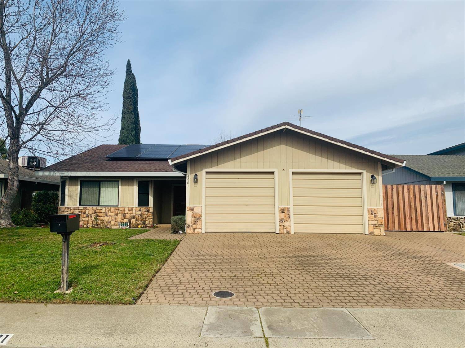 5981 Camray CIR, Carmichael, CA 95608