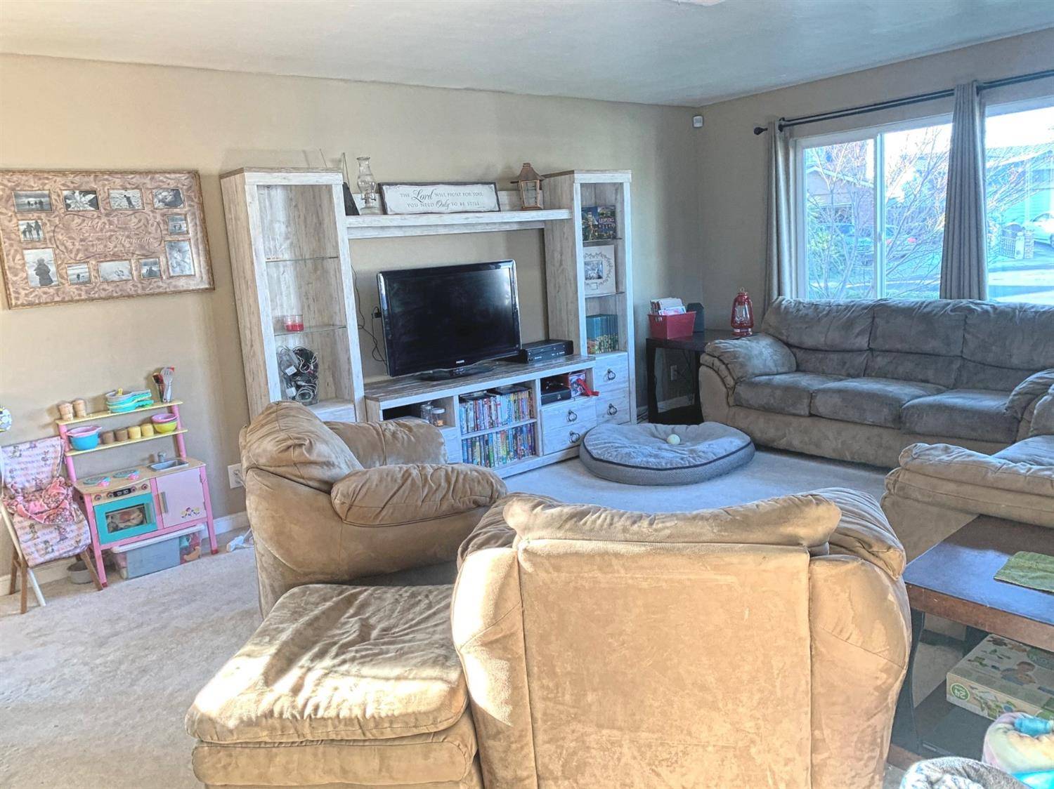 Stockton, CA 95207,3018 Dorchester CT