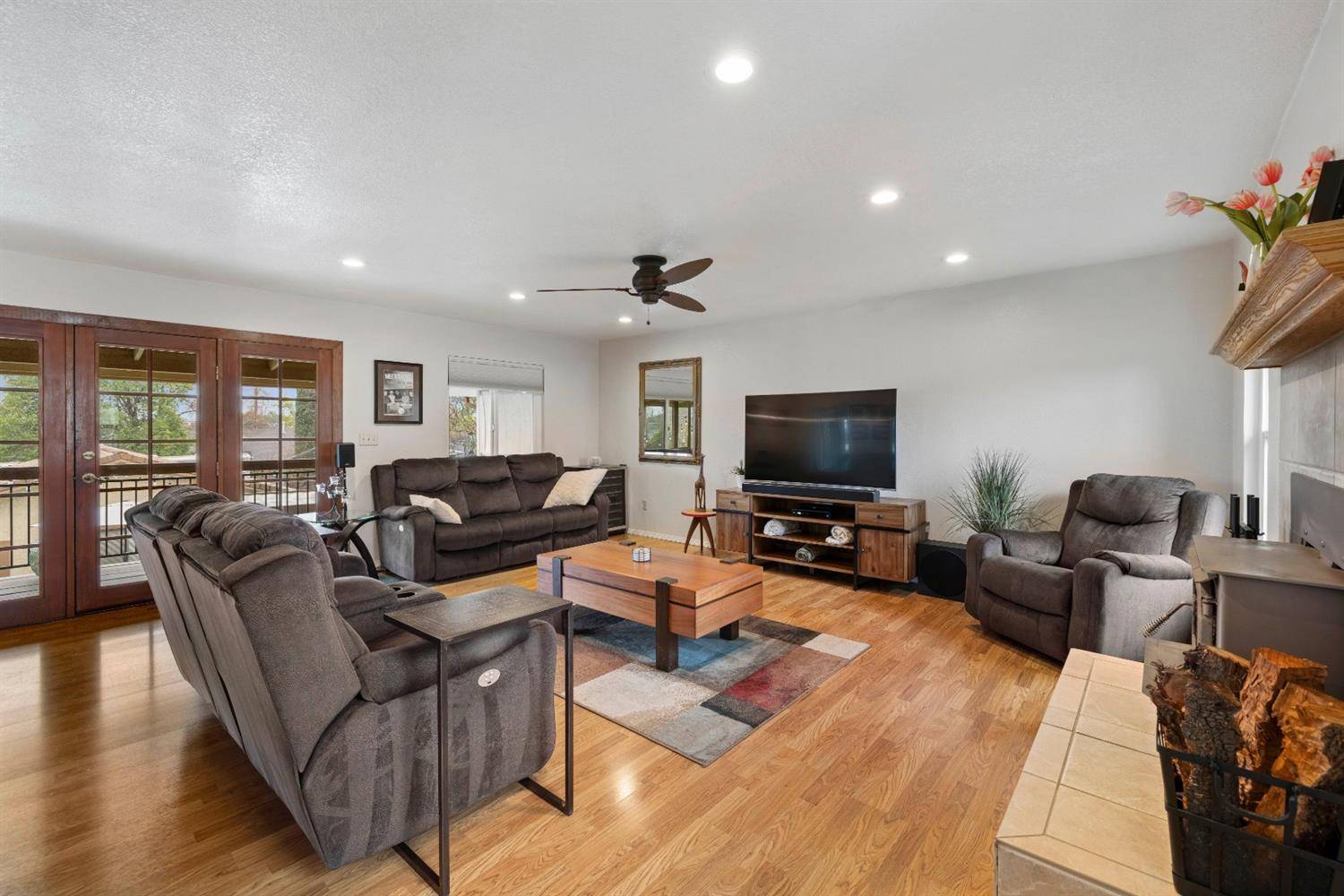 Roseville, CA 95678,815 Herbert ST