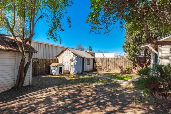 Ione, CA 95640,29 S Buena Vista ST
