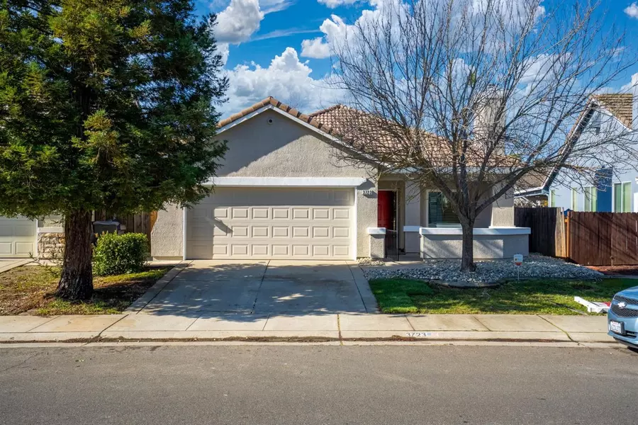 3723 Poppy Hill WAY, Sacramento, CA 95834