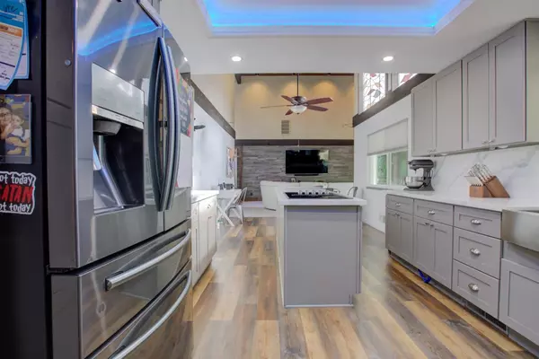 Modesto, CA 95356,608 Cottonwood DR