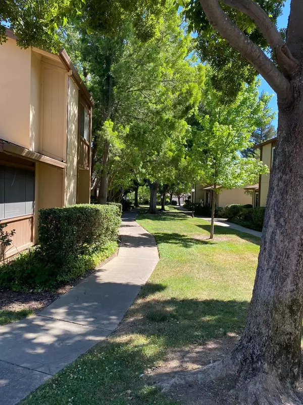 Sacramento, CA 95841,5815 Muldrow RD