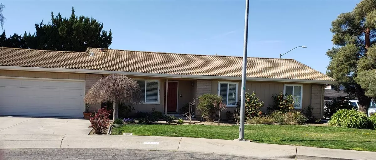 Lodi, CA 95242,2318 W Tokay