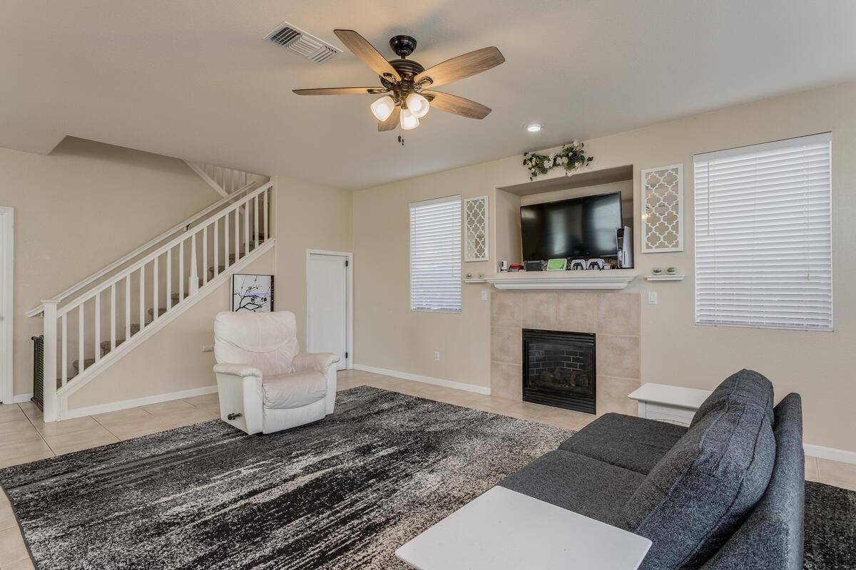 Sacramento, CA 95835,5455 Birk WAY